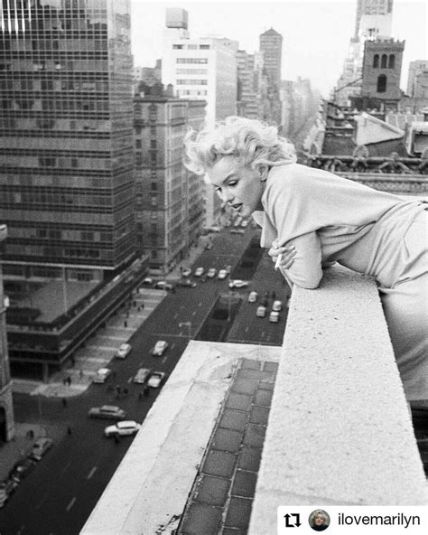 Marilyn Monroe at the Ambassador Hotel in New York. Photos by Ed ...