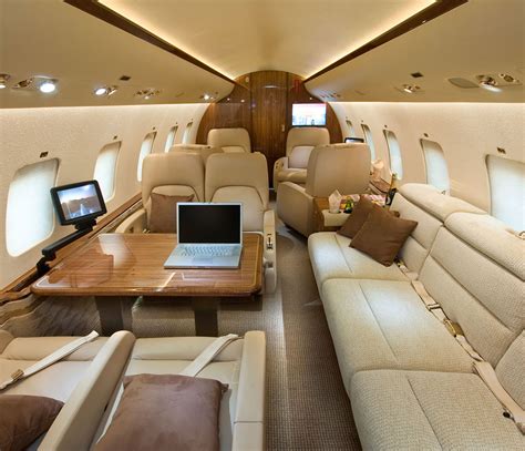 Bombardier Global 5000 | Private Jet | Aircraft Guide