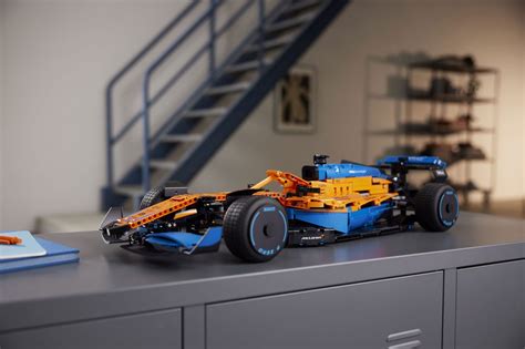 La McLaren Formula 1 LEGO Technic arrive avant le début de la saison 2022