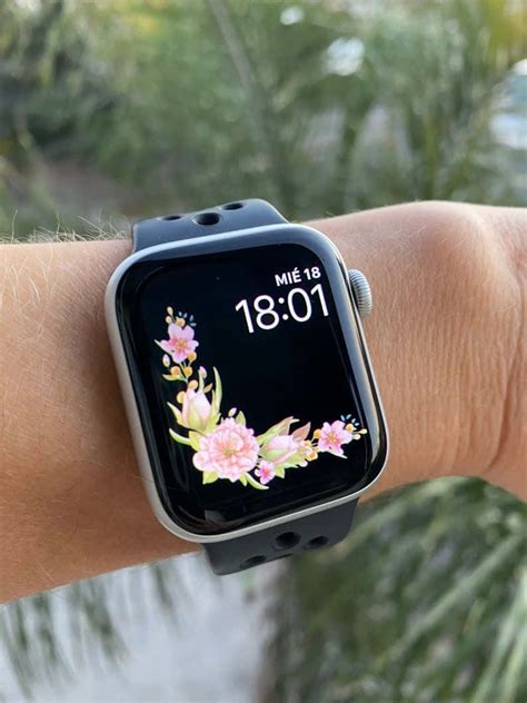 [100+] Cute Apple Watch Face Wallpapers | Wallpapers.com