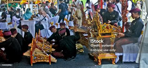 Players Playing Traditional Balinese Musical Instruments Calung Bamboo Stock Photo - Download ...