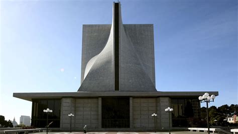 San Francisco Archdiocese files for bankruptcy as it faces more than 500 sexual abuse lawsuits | CNN