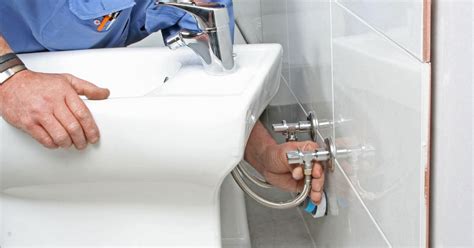 10 Different Types of Plumbing Fixtures and Their Uses