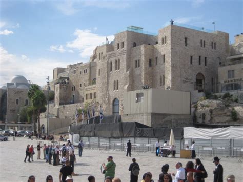 Let us tour Eretz Yisroel.: The Many-Faceted Aish World Center©