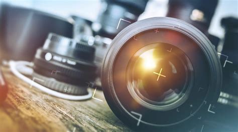 What Are Features Of Professional Photo Camera Along With Its Benefits?