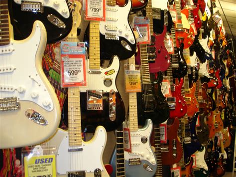 Deep in Debt, Big Retailer Guitar Center May Be Acquired - CDM Create ...