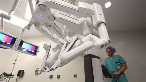 Robotic surgery, da Vinci Surgical System boom and Northwell Health