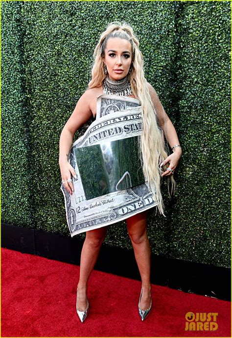 Full Sized Photo of tana mongeau mtv movie tv awards 04 | Tana Mongeau Rocks Dollar Bill Dress ...