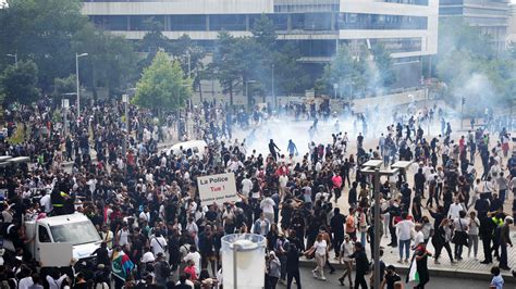 A Timeline of France’s Protests After Police Fatally Shoot a 17-Year ...