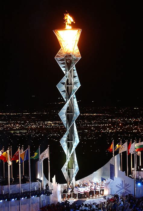File:2002 Winter Olympics flame.jpg - Wikimedia Commons