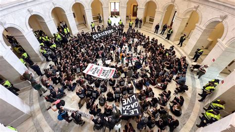 Jewish peace activists across the US call for immediate ceasefire and ...