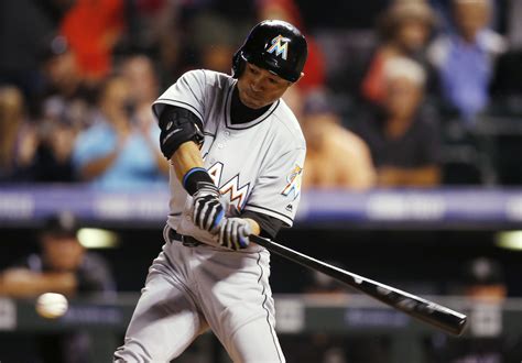 Ichiro Suzuki triples for 3,000th hit of MLB career - LA Times