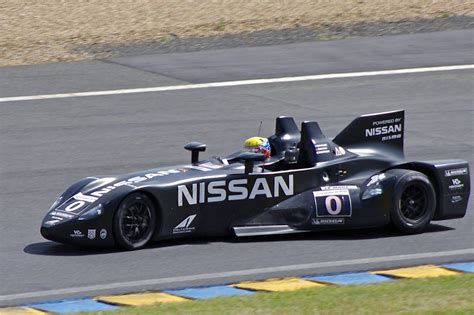 File:Nissan Deltawing Highcroft Racing Le Mans 2012.jpg - Wikimedia Commons