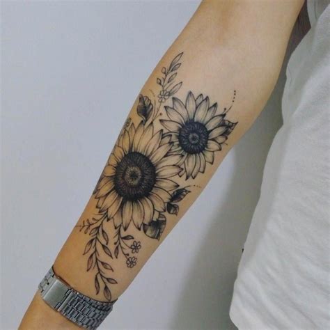 Pin by Rashel (Loomis) Skinkle on tattoos in 2020 | Sunflower tattoos, Tattoos, Sunflower tattoo