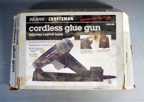 Craftsman Cordless Glue Gun, Model #980548 And Electric Engraver - 2