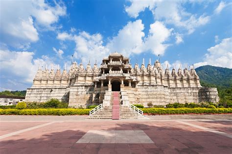 A Complete Guide to Ranakpur Jain Temple