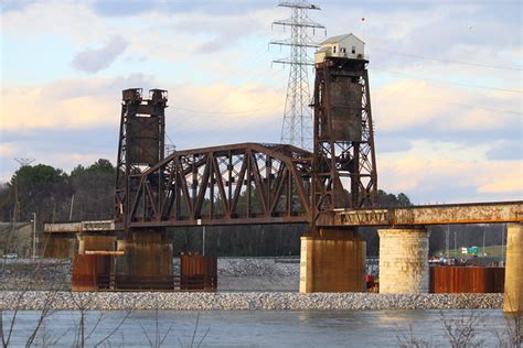 Tennessee River Railroad Bridge (South view) - Chattanooga, TN | Flickr - Photo Sharing!