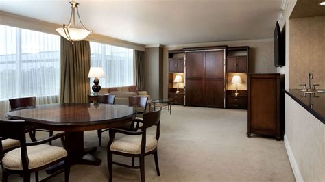 Hotel Suites Near Katy Mills Mall | Hyatt Regency Houston West