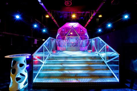 The Crystal Maze set to open at Old Granada Studios | TheBusinessDesk.com