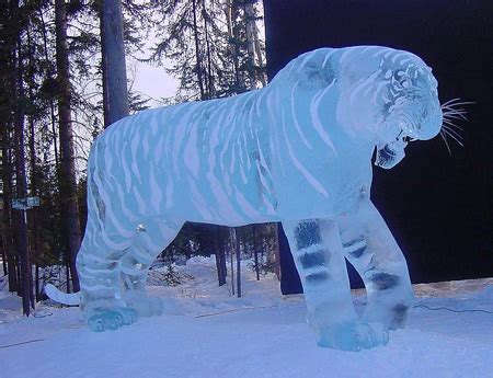 20 Beautiful Snow and Ice Sculptures