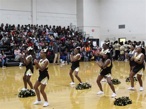 Cheerleaders - Liberty Middle School