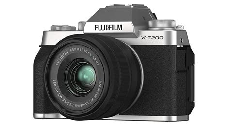 Fujifilm X-T200 aynasız kamera yeni lens seçenekleriyle birlikte tanıtıldı