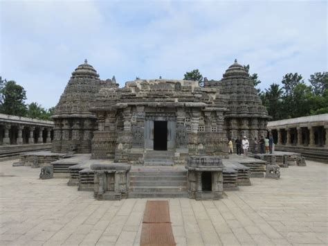 Somnathpur temple Mysore: a travel guide - Backpack Adventures