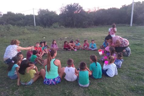 Actividades recreativas para los niños y adolescentes del barrio Curita ...