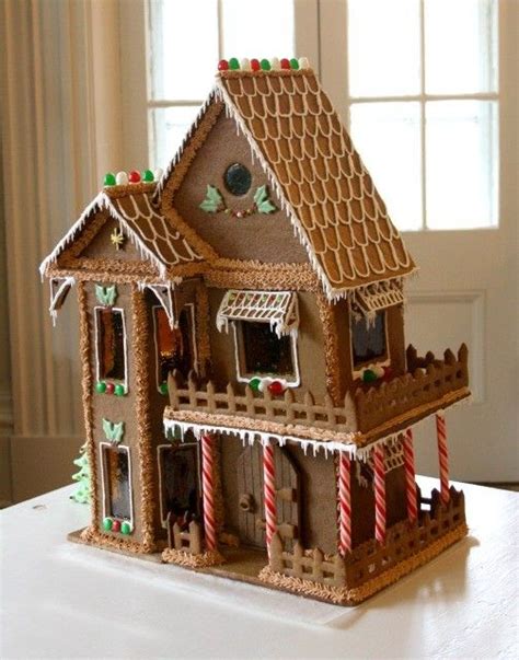 Gingerbread House Ideas - These gingerbread houses are beyond amazing! From gingerbread barns to ...