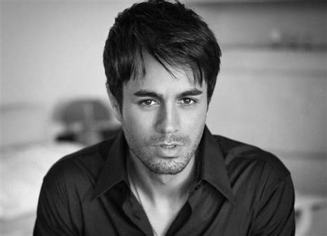 Free download Enrique Iglesias HD Wallpapers [1905x1381] for your Desktop, Mobile & Tablet ...