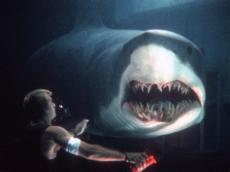 Forget Jaws. The Real Shark Movie to Beat Is Deep Blue Sea | WIRED