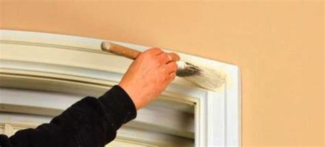 How to Repair Damaged Trim Molding | DoItYourself.com