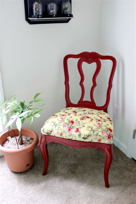 How to Reupholster a Dining Chair Seat - Tastefully Eclectic