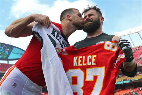 Brothers Jason and Travis Kelce grew up amid 'enjoyable chaos' before ...