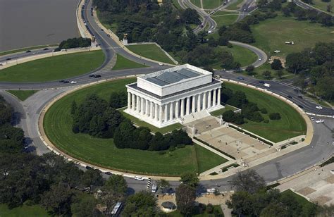 Top 10 Attractions And Places To Visit In Washington, D.C.