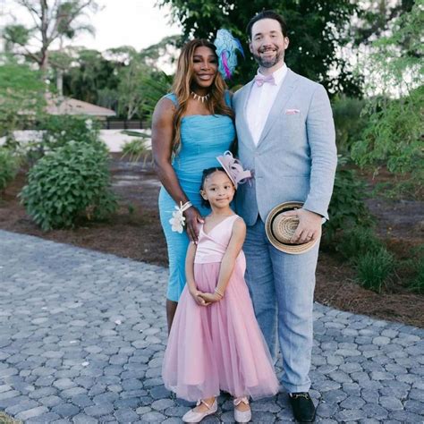 Serena Williams, Alexis Ohanian Pose with Daughter at Wedding: Photo