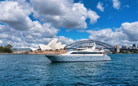 Sydney Harbour Lunch Cruise | Gourmet Dining on Water