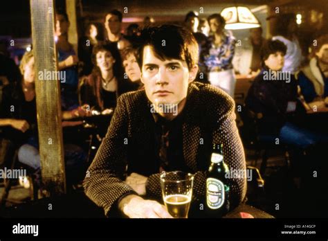 Blue velvet 1986 David Lynch Kyle MacLachlan Stock Photo - Alamy