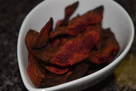 Beetroot chips - The Smoky Kitchen