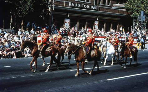 Amazing images capture Milwaukee's first Great Circus Parade