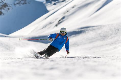 Man Snow Skiing on Bed of Snow during Winter · Free Stock Photo