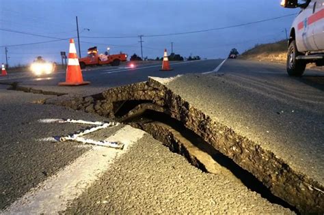 California earthquake: San Francisco Bay rocked by biggest quake since ...