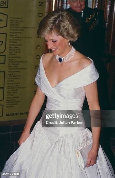 Princess Diana London Coliseum Photos and Premium High Res Pictures - Getty Images