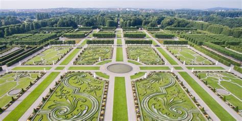 10 Spectacular Royal Gardens - Royal Gardens to Visit