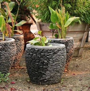 Pebble Mosaic pots | Seaside Gardens, Carpinteria , Californ… | Flickr