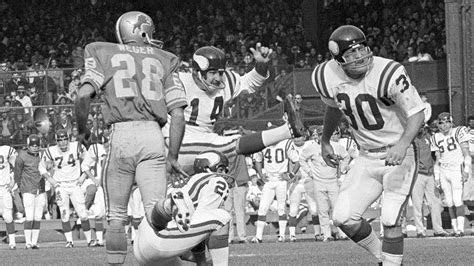 Fred Cox, former Vikings kicker, dies at age 80 | Fox News