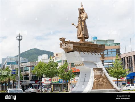 Admiral Yi Sun Shin memorial in Yeosu, South Korea. Statue on the ...