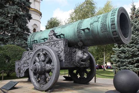 Tsar Cannon in Moscow Kremlin, Russia Editorial Stock Image - Image of ...