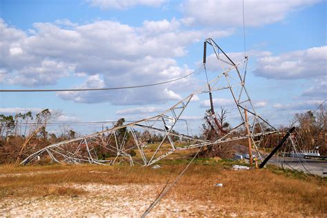 Hurricane Michael: Trump to tour ravaged areas of Florida and Georgia ...