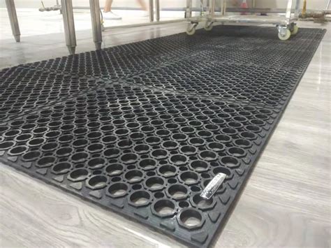 Heavy Duty Holes Drainage Mat Non-slip Anti-fatigue Floor Mats 100% Nbr Rubber Kitchen Floor ...